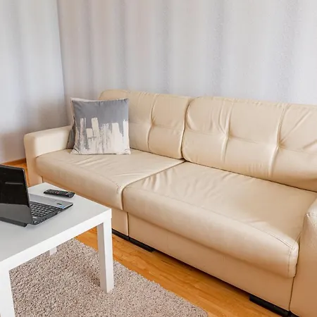 Apartments Roomer 35 Mayak Minska Apartment